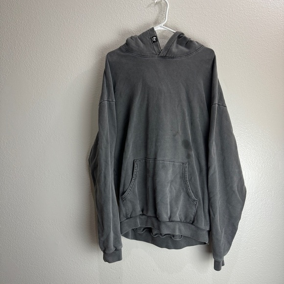 Ty Thirty Year Hoodie Vintage Size Large - Picture 1 of 10